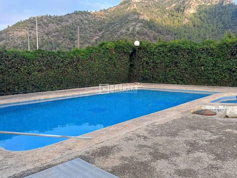 Foto bd308b54-1e26-4385-ad6d-1ee9a412a5e0. Chalet  2 plantas en marchuquera en Urbanizaciones Gandia