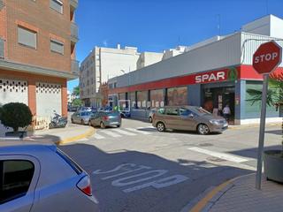 Location Local commercial à Marxalenes. Local  , 180 metros , la font d en carros.en venta o alquiler.