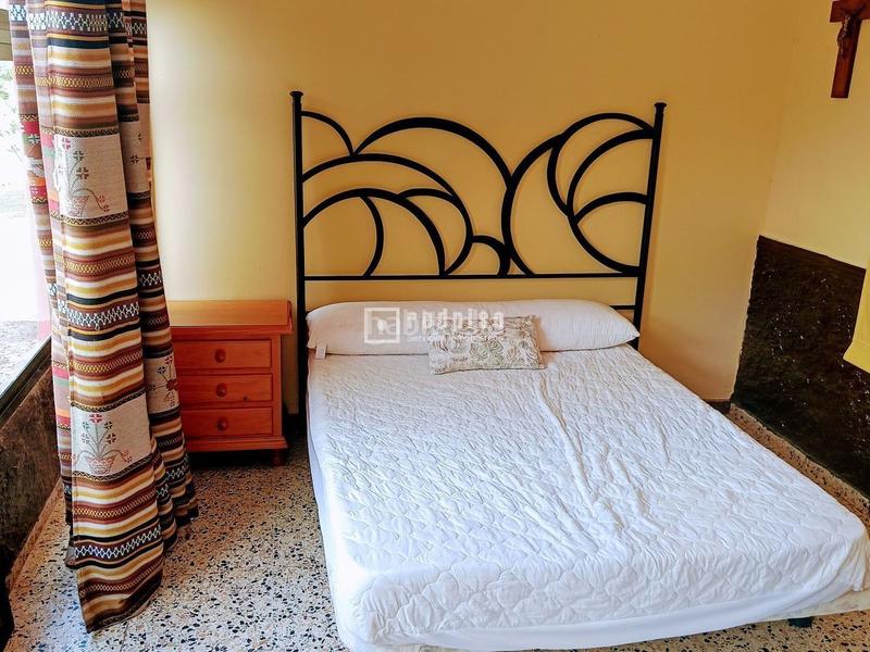 Foto b5e3e860-1119-46dd-8959-3f5f8917ce70. Casa  unifamiliar con terreno . en Villalonga