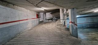 Parking voiture  Carrer de vallparda. Plaza de parking grande para coche y moto