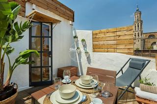 Edificio  Carrer de l'espaseria. Finca en venta en el born!!