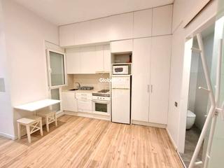 Rent Studio  Carrer de torrijos. Bonito estudio de alquiler temporal en la zona de gracia!!!!