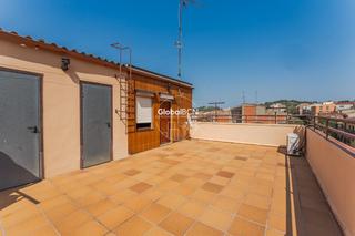 Casa  Carrer del mur. Espacioso hogar con terraza y máximo confort