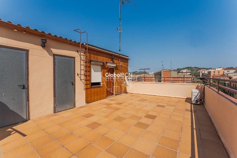 Foto 000b65a8-4685-43b1-bdb6-c169084cfb46. Casa espacioso hogar con terraza y máximo confort en Martorell