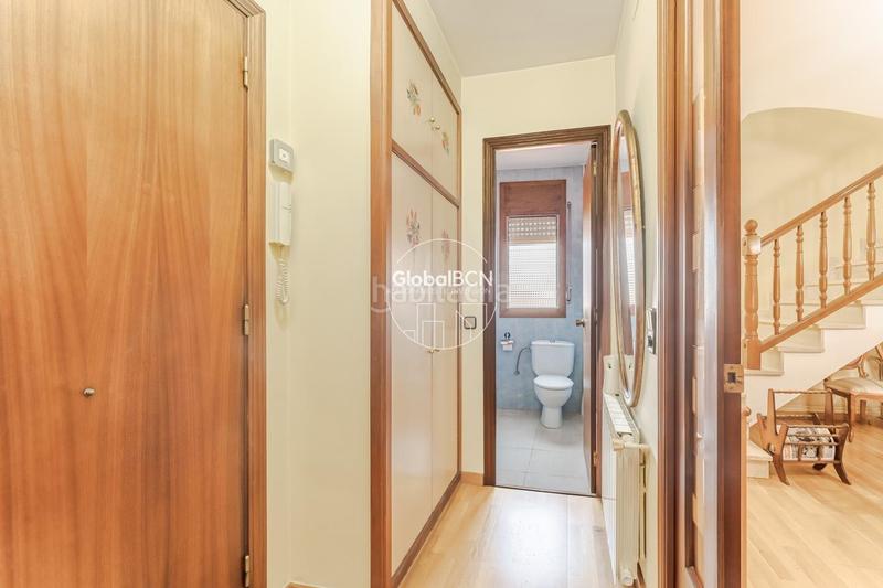 Foto 758b2584-c5e8-43e6-9370-6274f6bb849c. Casa espacioso hogar con terraza y máximo confort en Martorell