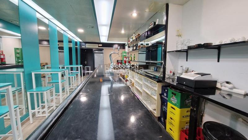 Foto da50f1a2-0315-4a04-9b2e-a97b6fa9cf72. Local comercial esplendido local en venta en Guinardó Barcelona