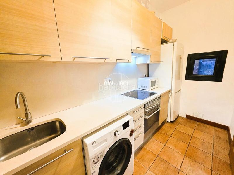 Foto 3a76183a-4bfc-4804-be7e-e93129e980a2. Piso bonito piso en venta muy cerca de plaça universitat!! en Barcelona