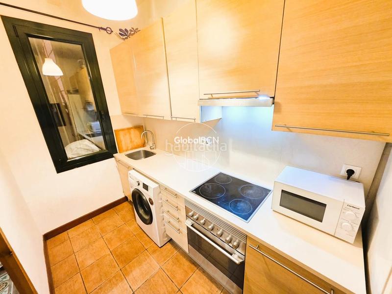 Foto 9d4ae138-bb92-4b56-8880-9c362c5261e4. Piso bonito piso en venta muy cerca de plaça universitat!! en Barcelona