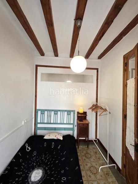 Foto f5c5711a-9643-49be-b8c1-0dbb4bb00ba8. Piso bonito piso en venta muy cerca de plaça universitat!! en Barcelona