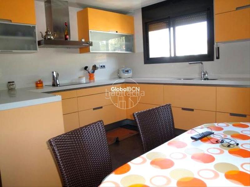 Foto 19178366-b5e9-4479-8ade-21ef7fbee0f9. Piso bonito piso en venta en ciutat vella!! en Raval Barcelona