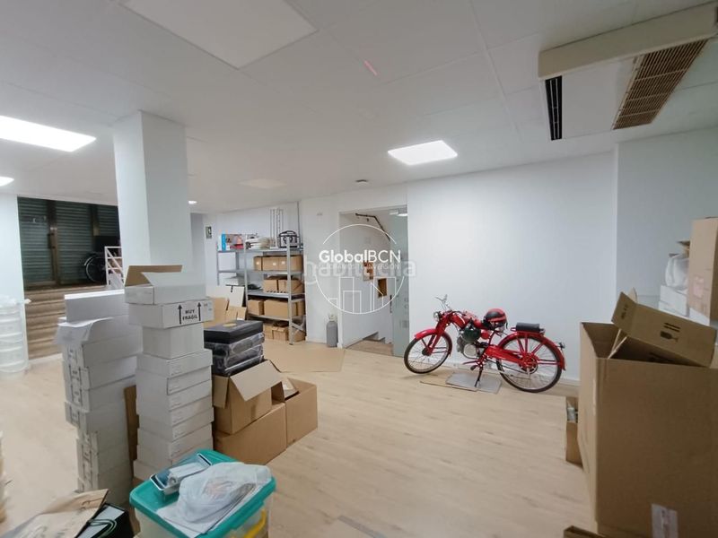 Foto 4731dc54-52a5-4a9b-93dc-bb7162f858db. Local comercial a Hostafrancs Barcelona