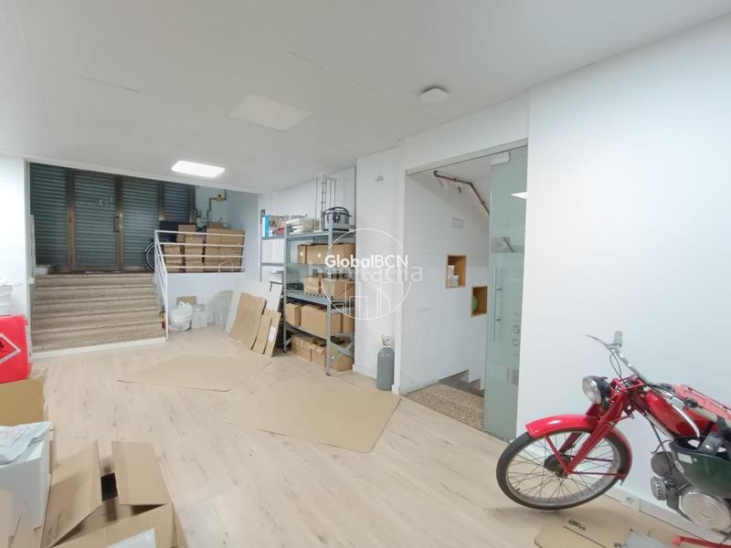 Foto 566146e8-c66b-4769-87eb-3b0fb32caf75. Local comercial a Hostafrancs Barcelona