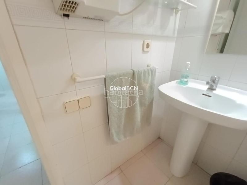 Foto a056074c-745d-4202-a99d-49e0000c9da9. Local comercial a Hostafrancs Barcelona