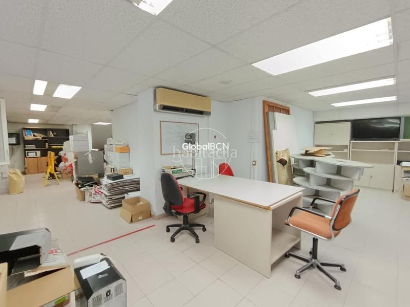 Foto d1aa1085-8eb2-4972-9551-544a44948f49. Local comercial a Hostafrancs Barcelona
