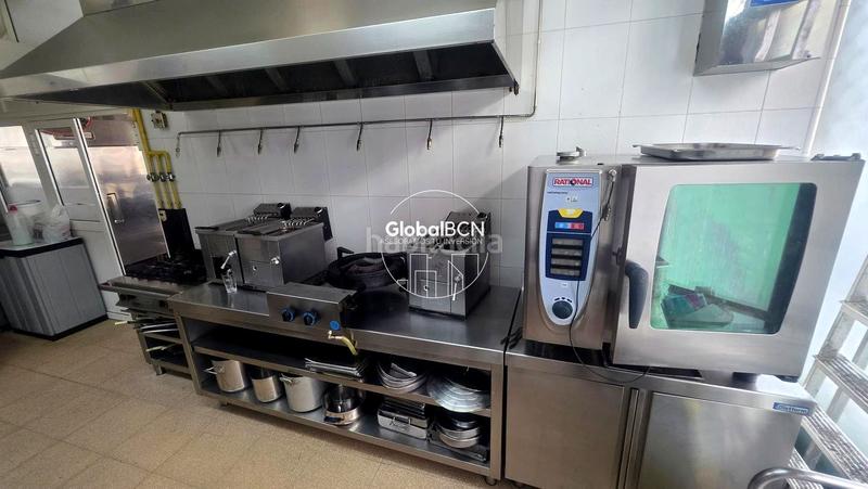 Foto 3d4d20a8-5265-4b35-bfaa-3f1309a9fe6f. Local comercial oportunidad local en traspaso en Progrés - Pep Ventura Badalona