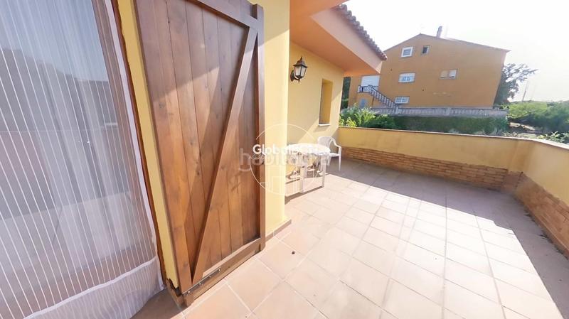 Foto a2c16c96-c9c2-4443-9fa0-df7b1dafe305. Casa  con piscina y licencia turistica en Caldes de Malavella
