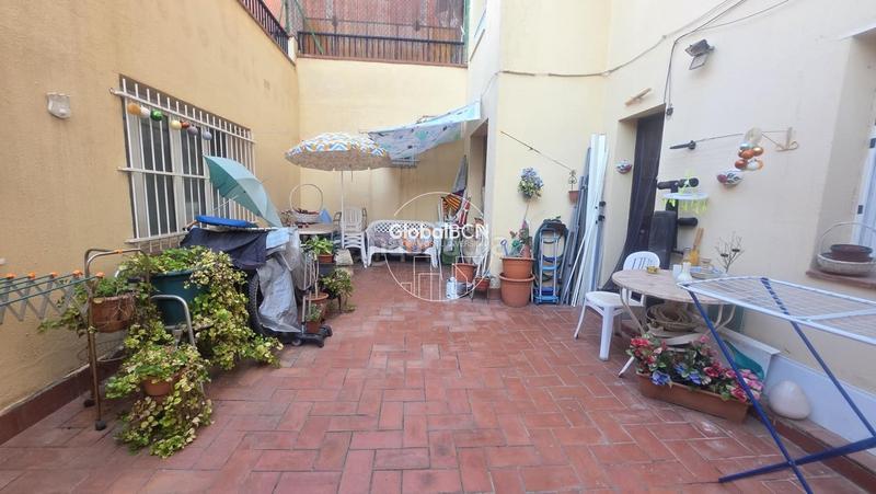 Foto 7e3e5225-287c-4f80-9b74-a2b4ce313b8c. Pis a La Plana Esplugues de Llobregat