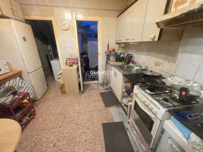 Foto eafc2bd7-5b88-4e50-ad71-958163fc06aa. Pis a La Plana Esplugues de Llobregat