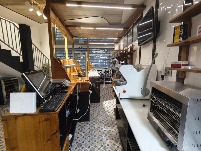 Foto 46b34393-c24e-47e0-9aab-68b3c1b1d43d. Pas-de-porte local commercial dans Barri de les Corts Barcelona