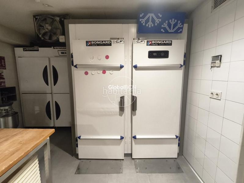 Foto 838df881-e075-4010-aa8f-e8c0d406e4a2. Pas-de-porte local commercial dans Barri de les Corts Barcelona