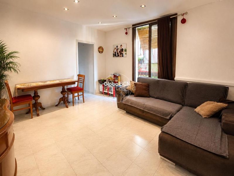 Foto baf935b0-30d9-4e29-beb3-0978bc7d410a. Pis a St. Pere - Sta. Caterina - El Born Barcelona