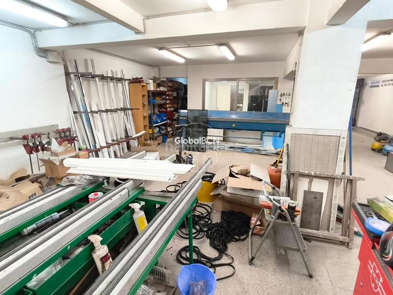 Foto 7253174a-05ce-43ea-a94c-db2167e82a6b. Local comercial a Carmel Barcelona