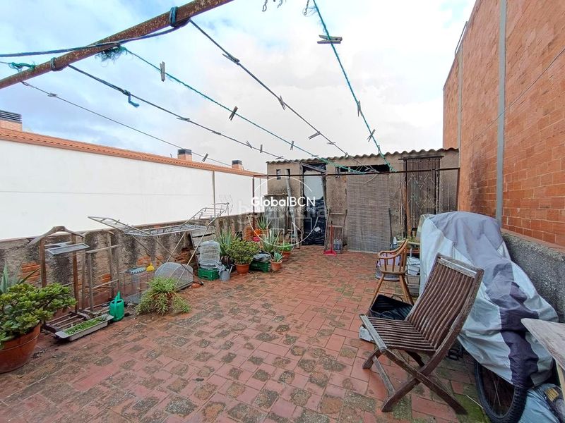 Foto 3c34554f-6db9-4ee9-95d5-490326a0a503. Edifici a Riera Cornellà de Llobregat