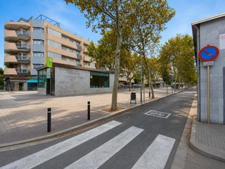 Building  Calle de la verge de montserrat. Oportunidad de inversión en cornellà centre  finca residencial c