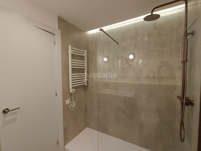 Foto 592bf943-4fef-4e72-8df5-2a3e373248ff. Pis a Sagrada Família Barcelona