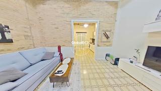 Rez-de-chausse  Carrer del rossell. Oportunidad para inversores