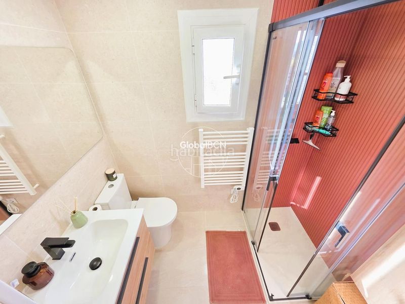 Foto fe9b3317-42b5-4379-8331-caeb264334ca. Àtic amb calefacció a Centre Esplugues de Llobregat