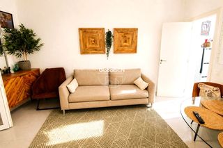 Etagenwohnung  De la blanqueria. Piso con encanto y balcón en pleno borne!!