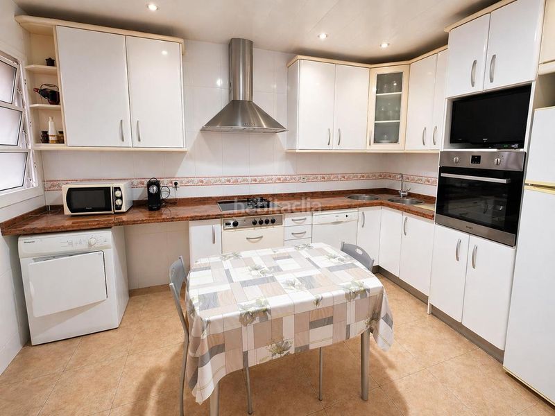 Foto 1f44210d-5b02-41c3-8842-dfd08b9fcd8b. Pis a Centre Cornellà de Llobregat