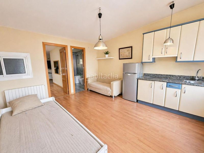 Foto 44de63cf-78de-4d15-98f0-4f76aaa04f24. Pis amb calefacció a Centre Cornellà de Llobregat