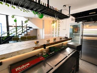 Local Comercial en Del Taulat