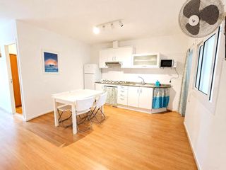 Pis  Calle de vaquer. Amplia vivienda de 133 m con dos viviendas independientes junto