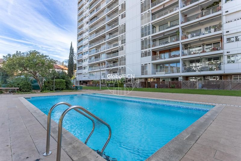 Foto 1d41cc57-4d8c-4d37-a3ad-bb2846434a68. Pis amb calefacció piscina a Sarrià Barcelona