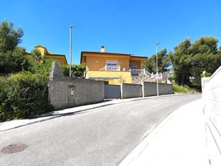 Casa  Mozart. Vive rodeado de naturaleza, privacidad y espectaculares vistas e
