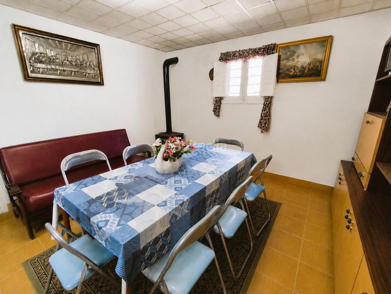 Foto 0a0dd4f3-ee9b-4530-ab23-f0d7faae028f. Casa amb calefacció aparcament piscina a Canyelles
