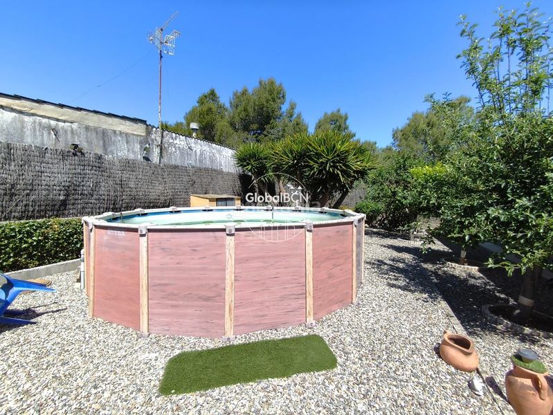 Foto 0d132ce7-9349-437e-a70a-86edc719ccc5. Casa amb calefacció aparcament piscina a Canyelles