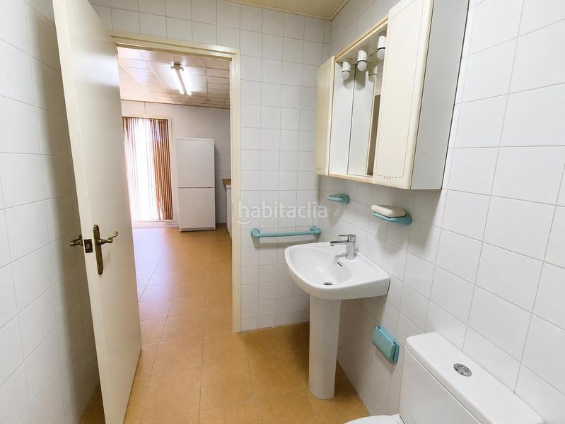Foto 5fa12144-4c68-4b04-bdf2-b796eade70a3. Casa amb calefacció aparcament piscina a Canyelles