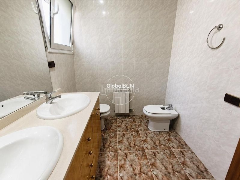 Foto b06c01eb-caf5-4b47-b15e-b69f191b5050. Casa amb calefacció aparcament piscina a Canyelles