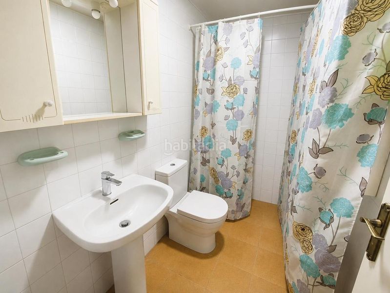 Foto c19ab54f-a871-4550-8144-43279f353ceb. Casa amb calefacció aparcament piscina a Canyelles