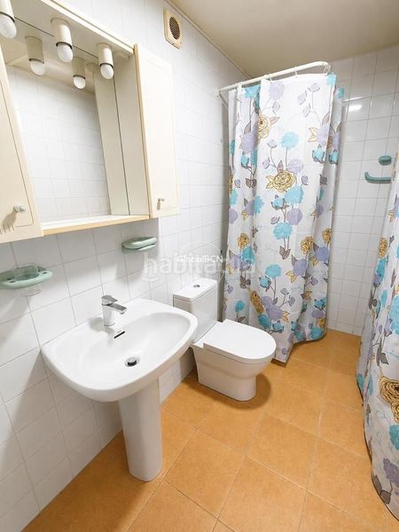 Foto d430a68b-8986-4072-8d75-d37eee7f54b4. Casa amb calefacció aparcament piscina a Canyelles