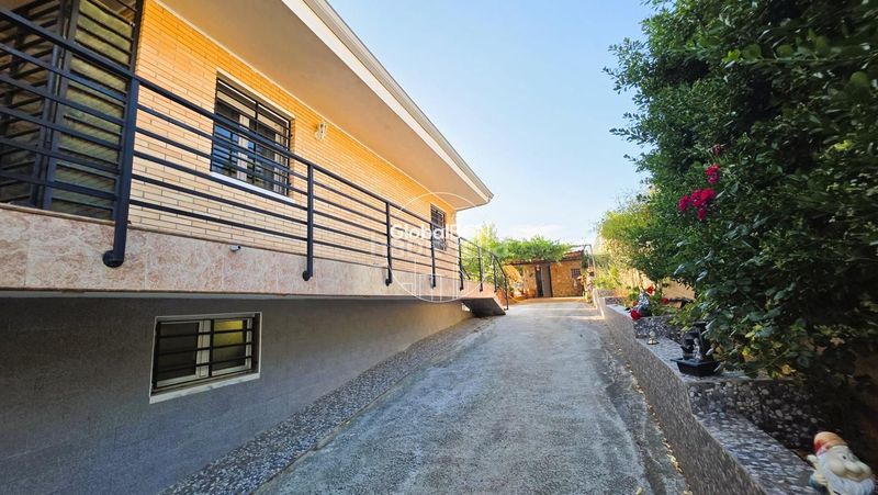 Foto c46862b7-aeee-4409-a0d9-6b77b8586538. Casa amb calefacció piscina a Vallirana