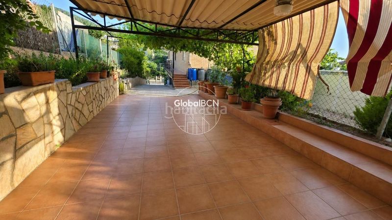 Foto d84633bb-3cb9-497e-b0d0-ba22df2703a3. Casa amb calefacció piscina a Vallirana