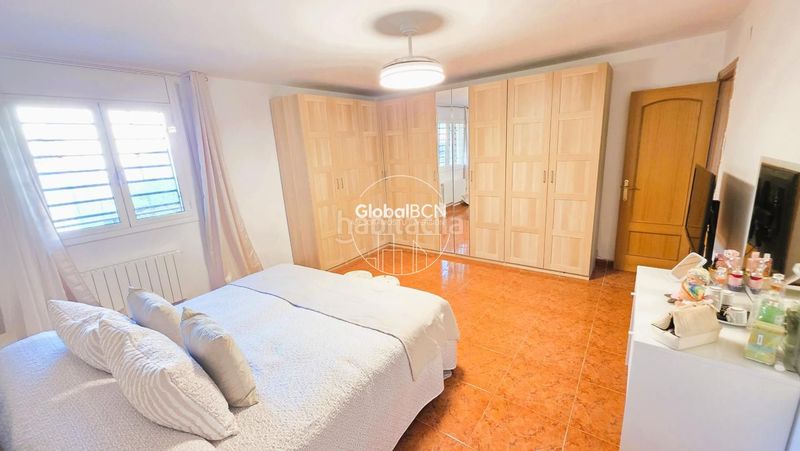 Foto f962d319-eeeb-4ecf-8f8f-68cf6e816eee. Casa amb calefacció piscina a Vallirana