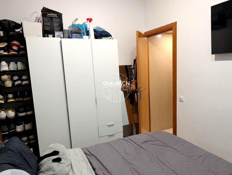 Foto f9df9a12-f20e-4e2e-8393-b2266e195184. Planta baixa a Provençals del Poblenou Barcelona