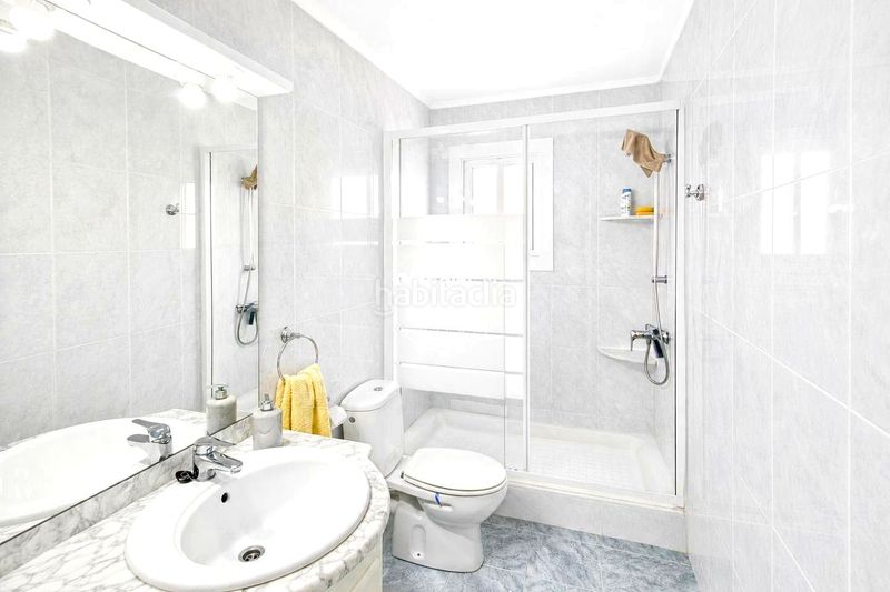 Foto 0cba4f43-fc0d-43a1-b5ef-c969a4907486. Casa amb piscina a Cunit residencial Cunit
