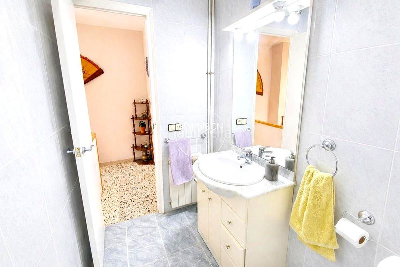 Foto a7719c64-c042-467b-8b87-ee147daecf71. Casa amb piscina a Cunit residencial Cunit